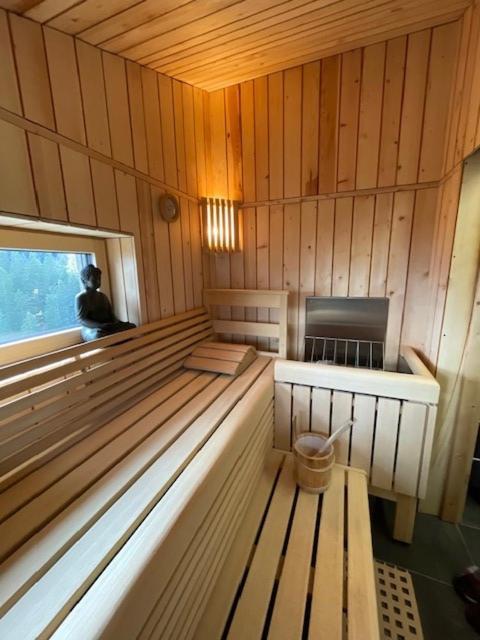 Alpenchalet Piz Huesli 查贡斯 外观 照片